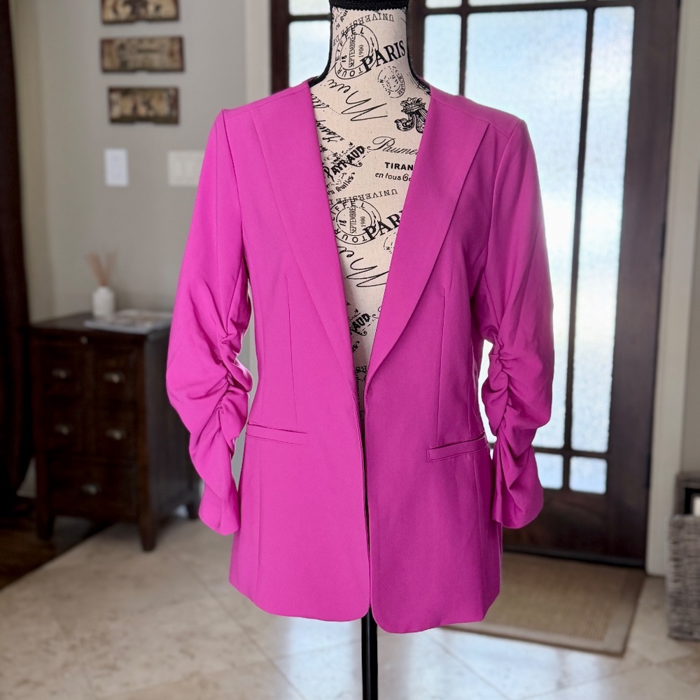 SKIES ARE BLUE X STITCH FIX | Raja Collarless Blazer in Fuchsia, Size Small